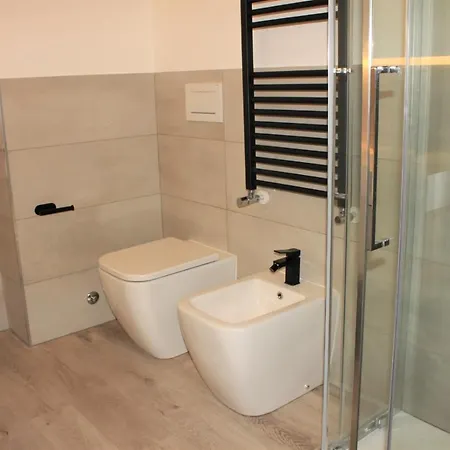 2Bedrooms 4Beds Minimum 3 Days -Thetechflat- Red Metro Sesto Marelli San Babila Duomo Fiera - For Professionals And Remote Workers 32Inch Monitor And Desks - No City Tax Requird -Dishwasher Sesto San Giovanni Exterior foto