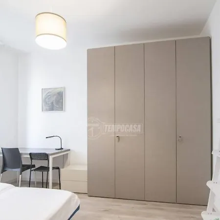 2Bedrooms 4Beds Minimum 3 Days -Thetechflat- Red Metro Sesto Marelli San Babila Duomo Fiera - For Professionals And Remote Workers 32Inch Monitor And Desks - No City Tax Requird -Dishwasher Sesto San Giovanni Exterior foto